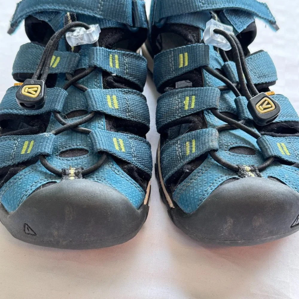 Little Boy Keen Newport New H2 in Legion Blue/Moss